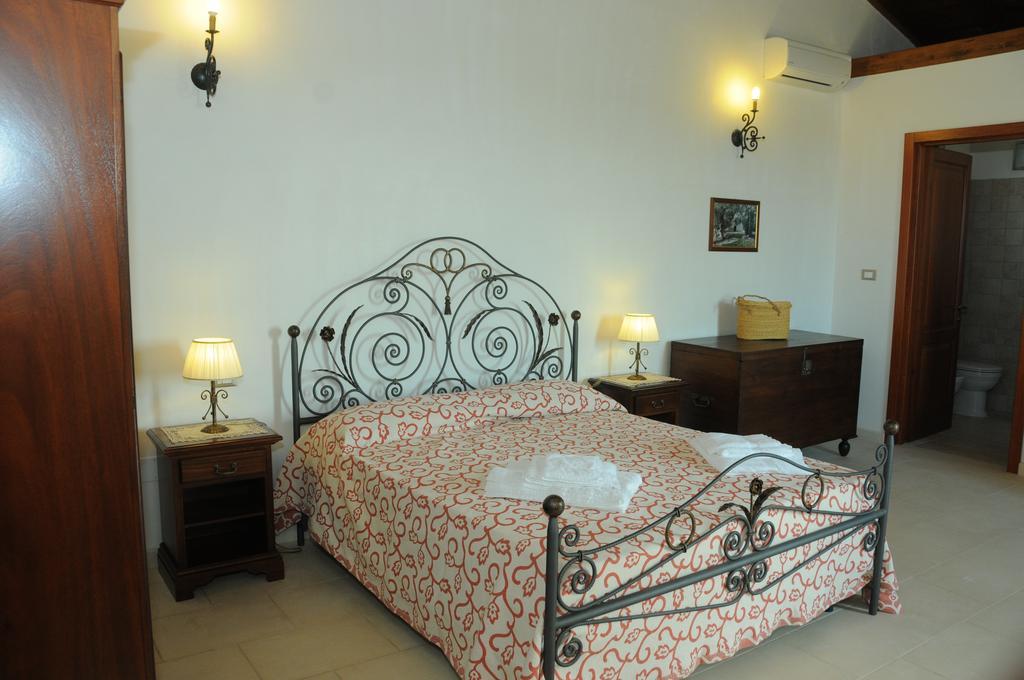 Agriturismo Masseria Quaremme Carpignano Salentino Oda fotoğraf
